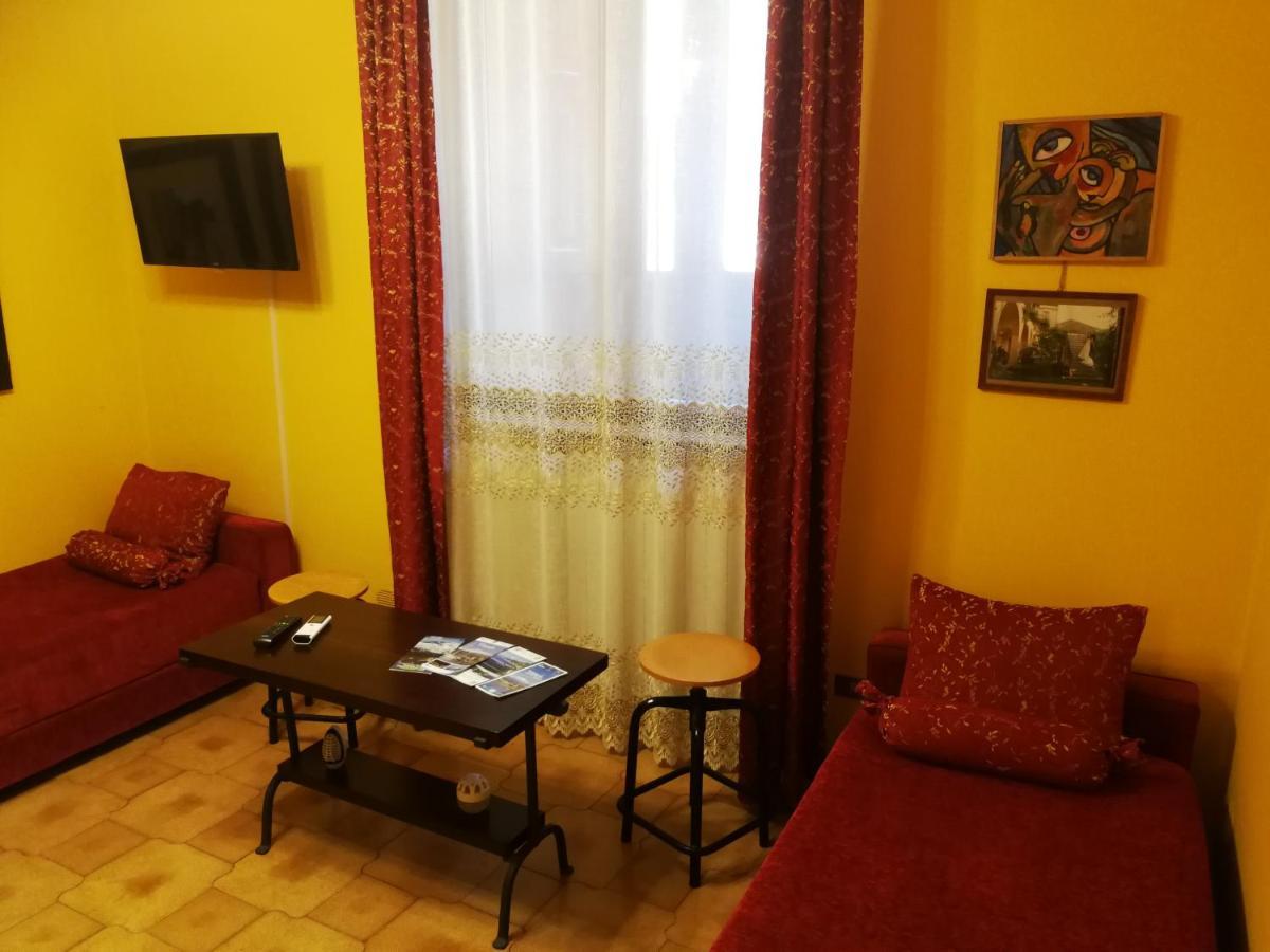 La Baronessa B&B Riposto Esterno foto