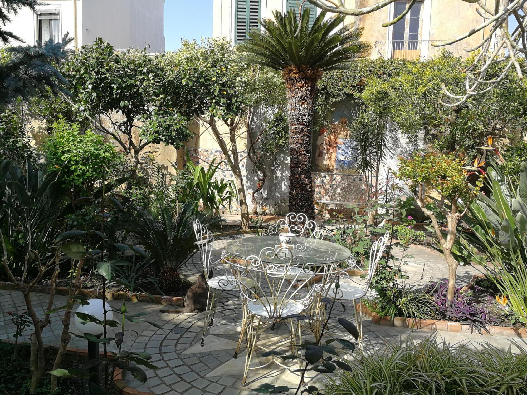 La Baronessa B&B Riposto Esterno foto