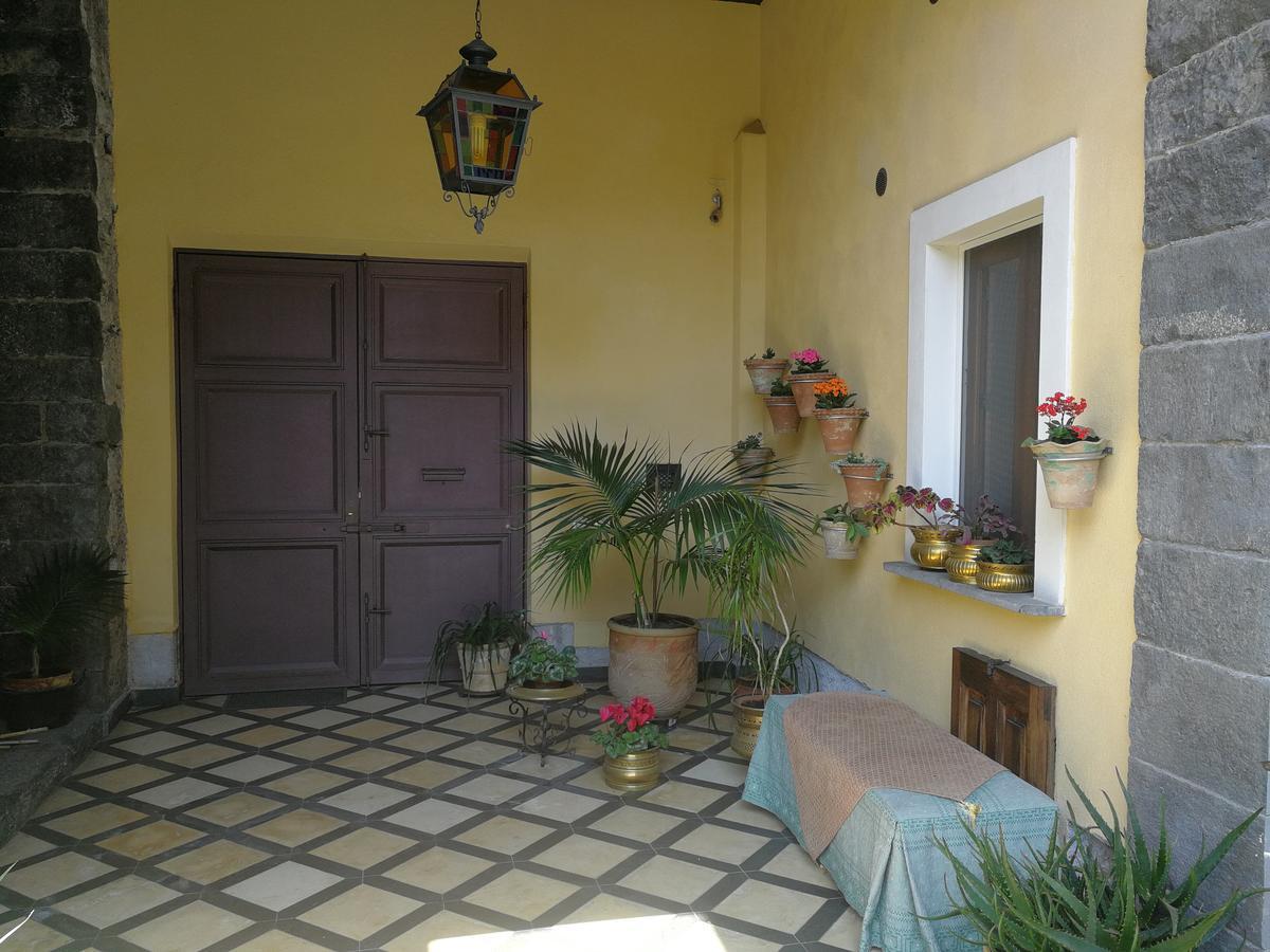 La Baronessa B&B Riposto Esterno foto